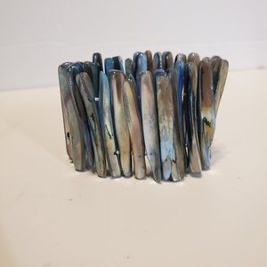 Blue Shell Bracelet - Handcrafted - Stretch